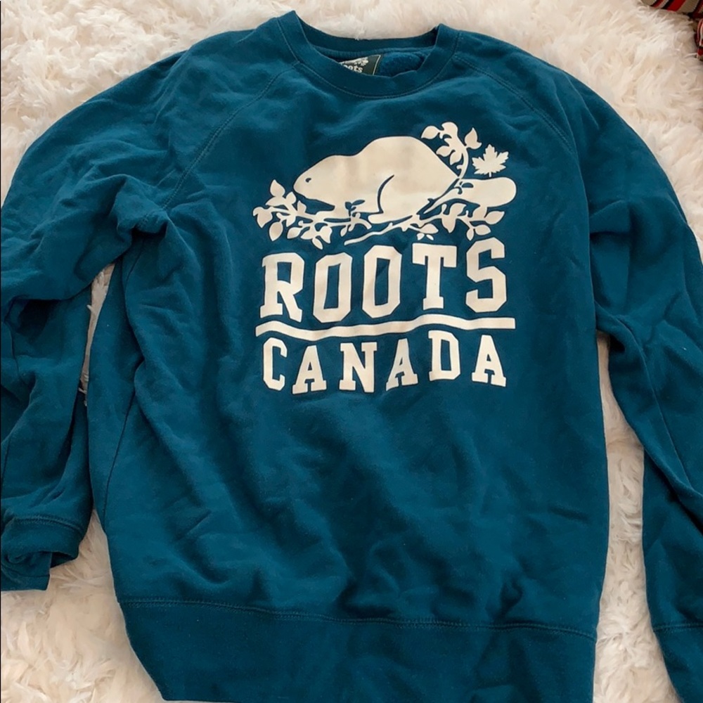 Roots crew neck
